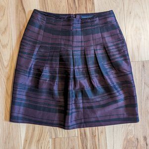 🎉 4 for $25 🎉 Banana Republic Silk Pleated Skirt A-Line Purple/Black Size 4